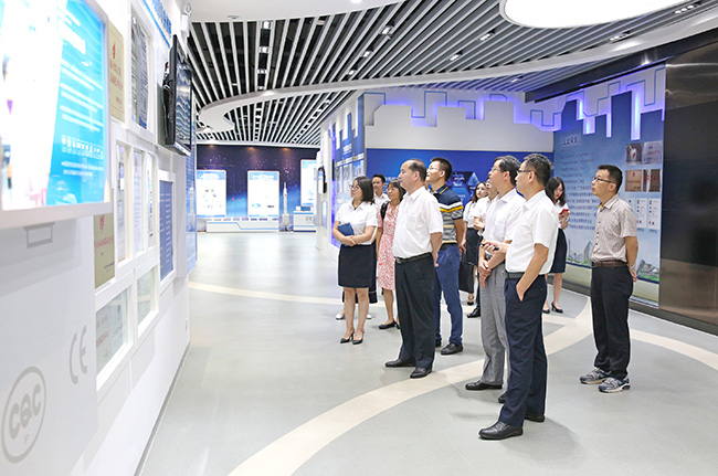 助推耕地質(zhì)量提升 | 農(nóng)業(yè)農(nóng)村部耕保中心領(lǐng)導專家一行參觀調(diào)研廣電計量