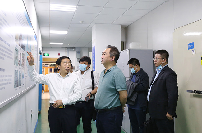 大連檢驗檢測集團黨委書記、董事長李強一行到訪廣電計量開展交流洽談