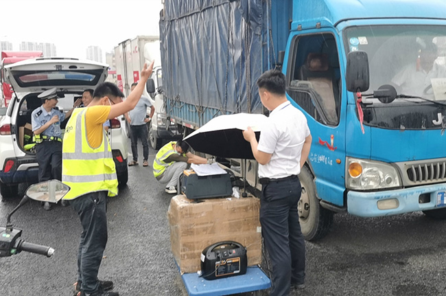 打響第一槍！江西廣電計量協同開展南昌市機動車尾氣路檢路查聯合執法行動